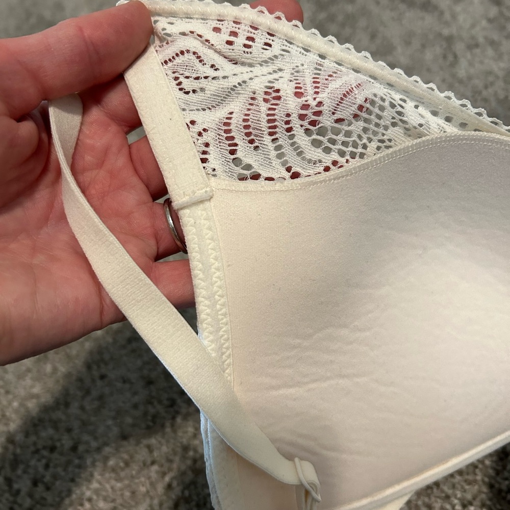 Auden Cream Lace Full-Coverage Bra - Picture 4 of 4